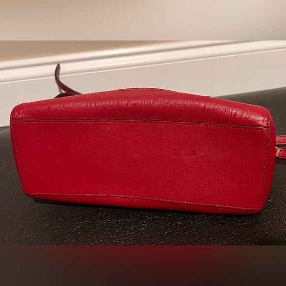 Coach Saffiano Small Red Leather Satchel/Crossbody with matching wallet - Picture 3 of 9